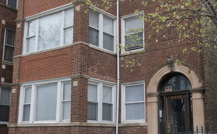 Pictures of Multifamily property located at 3912 W Jackson Boulevard, Chicago, IL 60624 for sales - image #1