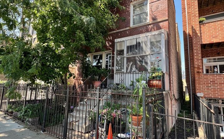 Pictures of Multifamily property located at 1946 W Armitage Avenue, Chicago, IL 60647 for sales - image #1