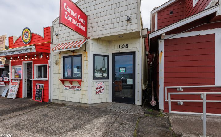 Pictures of Retail property located at 108 S Highway 101, Depoe Bay, OR 97341 for sales - image #1