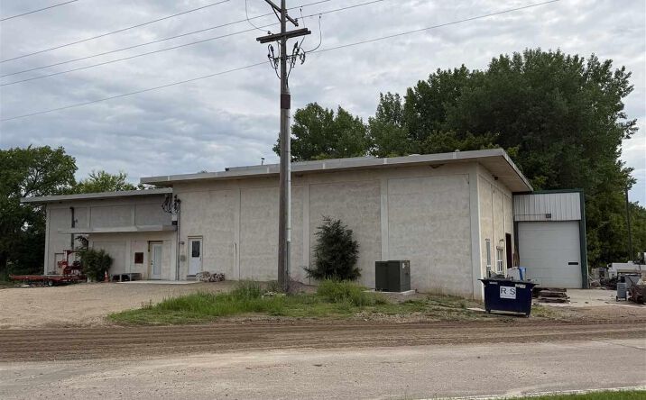 Pictures of Industrial property located at 1200 N Water Street, New Ulm, MN 56073 for sales - image #1