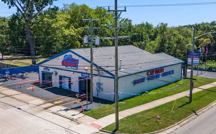 Pictures of Retail property located at 4057 Dix Hwy, Lincoln Park, MI 48146 for sales - image #1