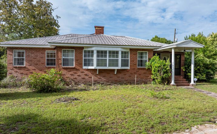 Pictures of Office property located at 164 Northeast Laguna Drive, Lake City, FL 32055 for sales - image #1