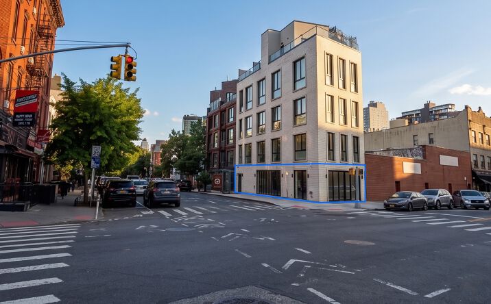 Pictures of Retail property located at 658 Washington Avenue, Brooklyn, NY 11238 for sales - image #1