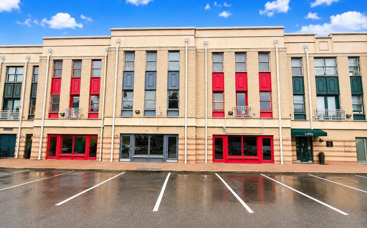 Pictures of Retail, Office, Hospitality property located at 2300 N PERSHING DR, ARLINGTON, VA 22201 for sales - image #1