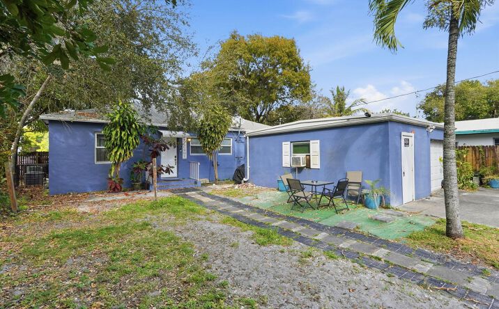 Pictures of Multifamily property located at 1914 Sheridan Street # 2 #1-2, Hollywood, FL 33020 for sales - image #1