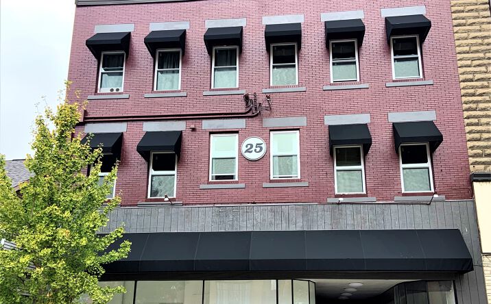 Pictures of Mixed Use, Multifamily property located at 25 W Chestnut St, Washington, PA 15301 for sales - image #1