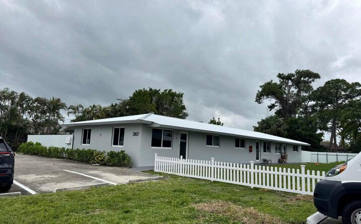 Pictures of Multifamily property located at 2785 Reo Lane # 1, Palm Springs, FL 33461 for sales - image #1