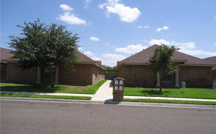 1304 E Quail Street, Pharr