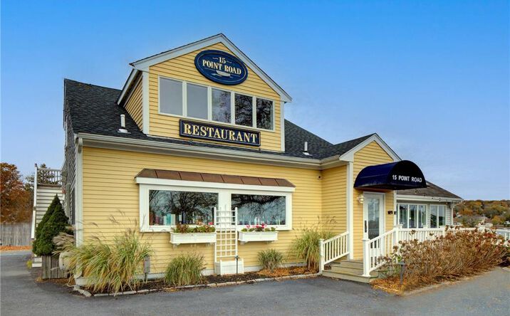 Pictures of Retail property located at 15 Point Road, Portsmouth, RI 02871 for sales - image #1