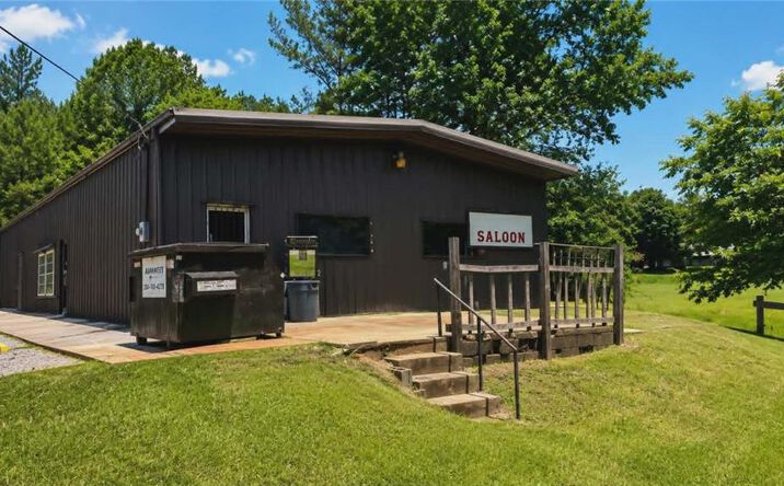 Pictures of Mixed Use, Retail property located at 4064 County Road 237, Roanoke, AL 36274 for sales - image #1