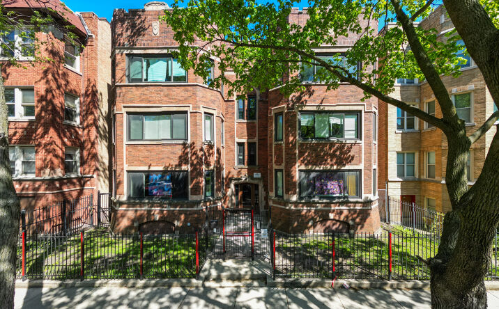 7609-11 S Essex Ave, Chicago