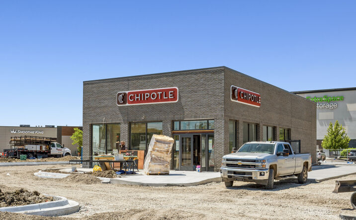 Pictures of Retail property located at 16200 Fort St, Southgate, MI 48195 for sales - image #1