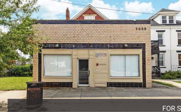 Pictures of Office property located at 1689 East Main Street, Columbus, OH 43205 for sales - image #1