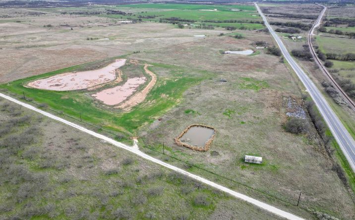 Pictures of Retail, Land property located at 46 Acres Hwy 81 & E RC Rd, Bowie, TX 76230 for sales - image #1