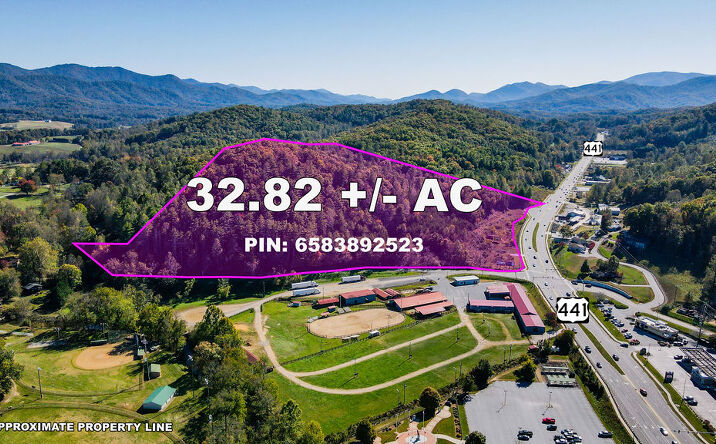 Pictures of Multifamily, Mixed Use, Land property located at 1556 Georgia Road, Franklin, NC 28734 for sales - image #1