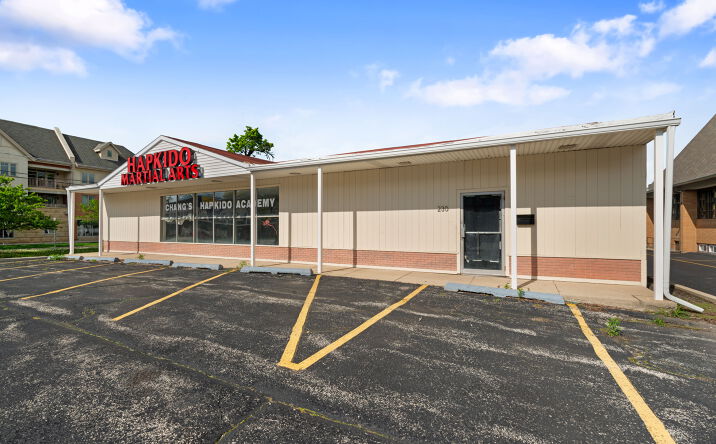 Pictures of Retail, Mixed Use property located at 230 S MAIN ST, LOMBARD, IL 60148-2630 for sales - image #1