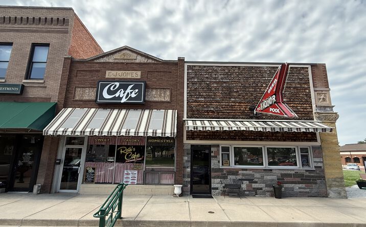 Pictures of Mixed Use property located at 1229 M ST, AURORA, NE 68818-2020 for sales - image #1
