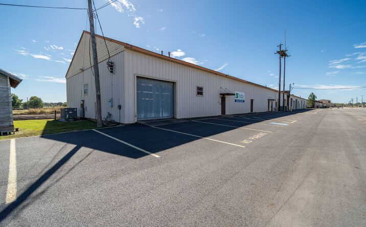 7801 Ellis Street, Barling