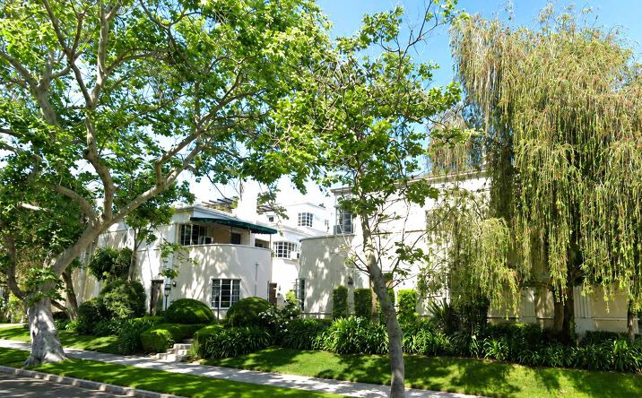 Pictures of Multifamily property located at 332-342 North Sycamore Avenue, Los Angeles, CA 90036 for sales - image #1