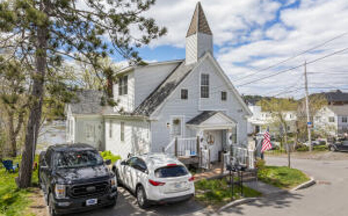 Pictures of Hospitality, Mixed Use, Special Purpose property located at 11 Water Street, Damariscotta, ME 04543-4061 for sales - image #1