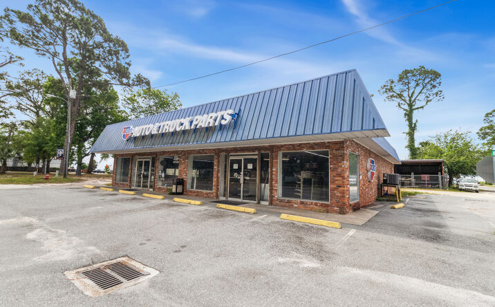Pictures of Retail, Mixed Use property located at 336 US HWY 98, EASTPOINT, FL 32328-3310 for sales - image #1