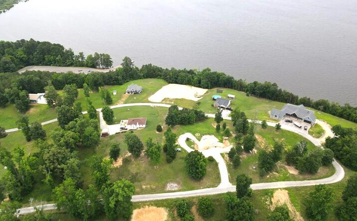 Pictures of Land, Multifamily property located at Sunset Pass, Big Sandy, TN 38221 for sales - image #1