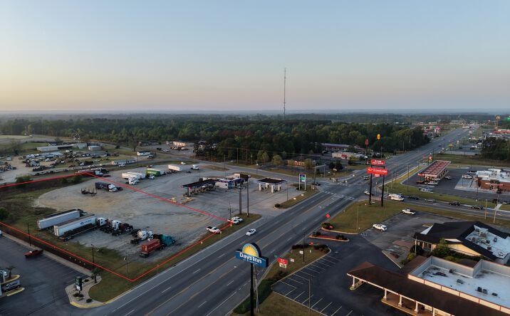 Pictures of Land property located at 2120 Hwy 441, Dublin, GA 31021 for sales - image #1