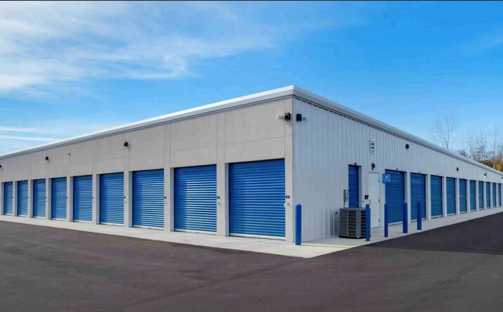 Pictures of Land, Self Storage property located at 7655 E HWY 25, BELLEVIEW, FL 34420-4236 for sales - image #1