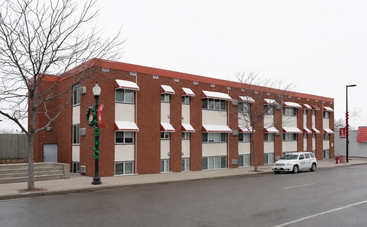 3932 Central Ave NE, Columbia Heights