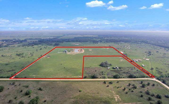 Pictures of Hospitality, Land property located at 1048 11th st, Rock Island, TX 77470 for sales - image #1