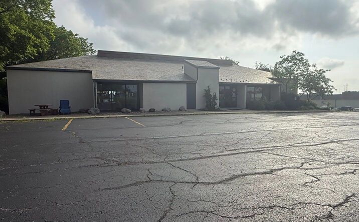 Pictures of Office property located at 7847 Tanners Gate Lane, Florence, KY 41042 for sales - image #1