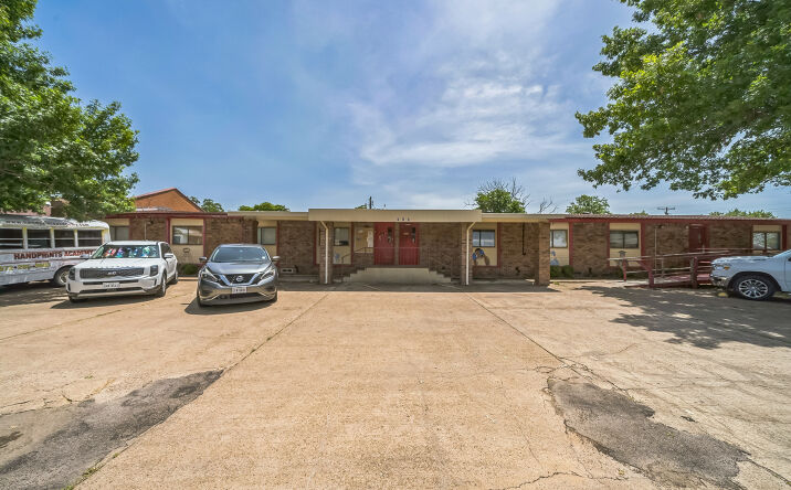 Pictures of Retail, Office, Special Purpose property located at 606 Pioneer Road, Mesquite, TX 75149 for sales - image #1
