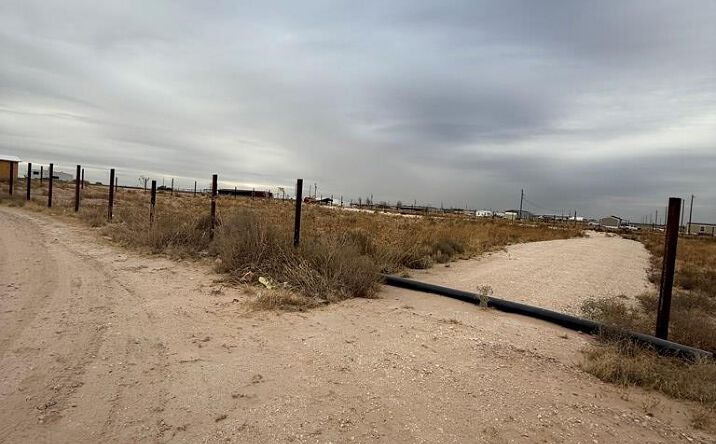 Pictures of Land property located at 0000 E County Rd 154, Midland, TX 7970 for sales - image #1