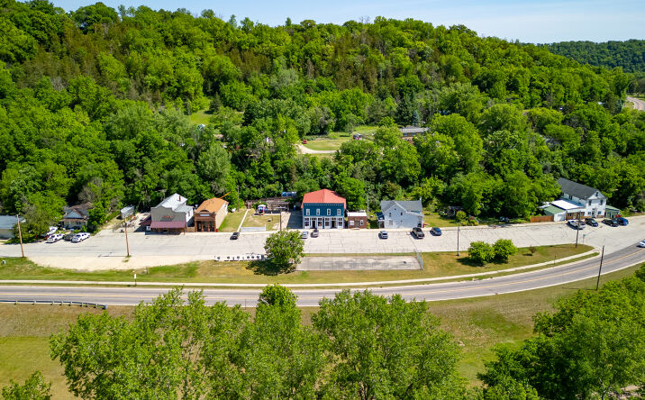 Pictures of Retail, Multifamily property located at 312 Center Street East, Hammond, MN 55991 for sales - image #1