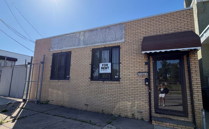 Pictures of Industrial property located at 7327 EDMUND ST, PHILADELPHIA, PA 19136 for sales - image #1