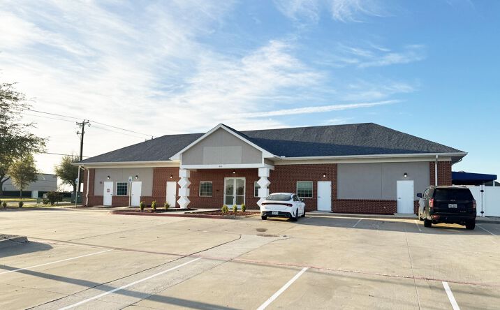 Pictures of Retail property located at 850 South Allen Heights Drive, Allen, TX 75002 for sales - image #1