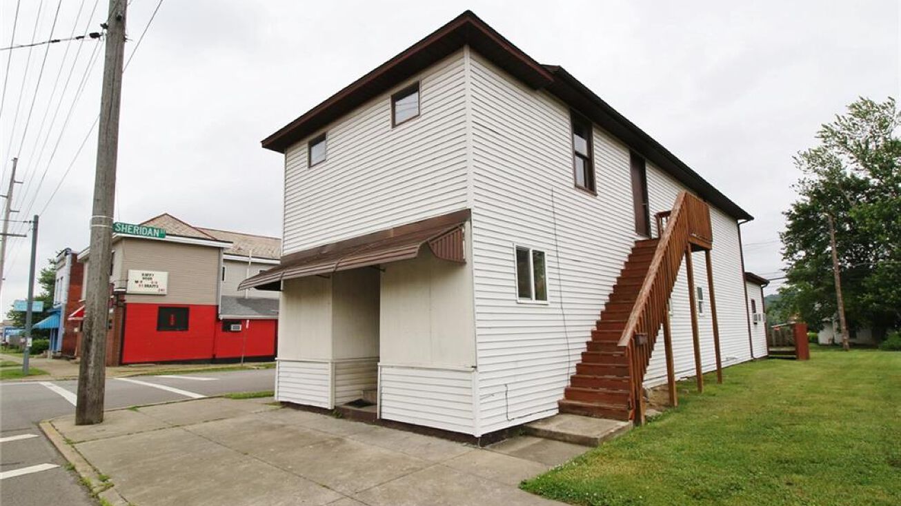 1340 Linden Ave, Zanesville, OH 43701