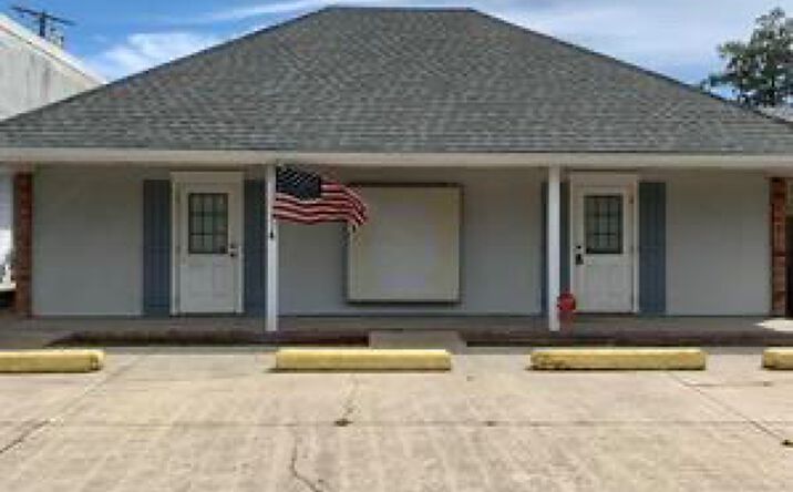 Pictures of Office property located at 1522 Hospital Ave., Franklin, LA 70538 for sales - image #1