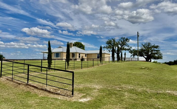 Pictures of Land property located at 1147 County Road 163, Stephenville, TX 76401 for sales - image #1