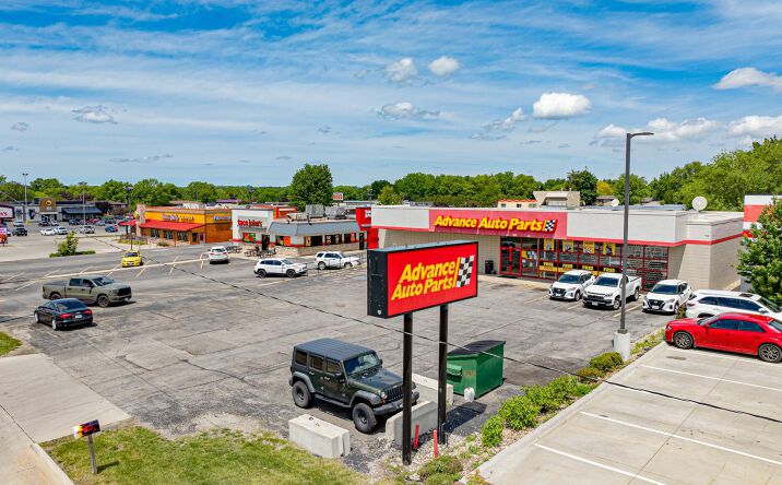 Pictures of Retail property located at 6200 University Avenue, Cedar Falls, IA 50613 for sales - image #1