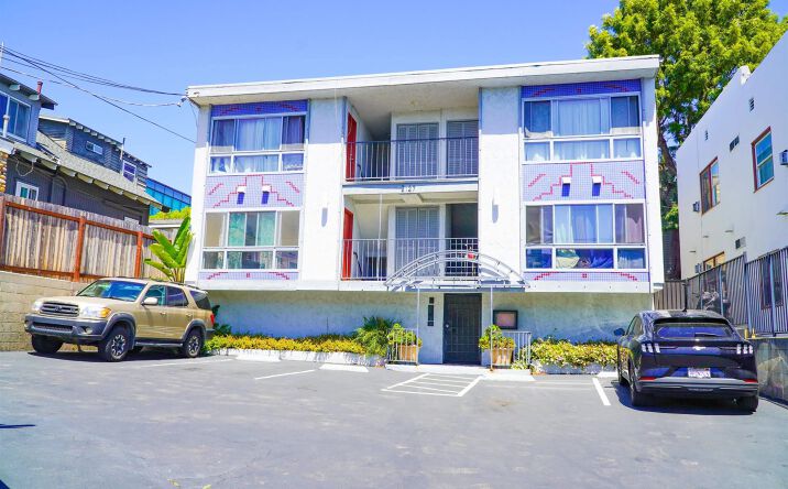 Pictures of Multifamily property located at 2127 Front St., San Diego, CA 92101 for sales - image #1