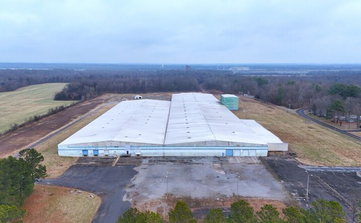Pictures of Industrial property located at 7845 Carneal Road, West Paducah, KY 42086 for sales - image #1