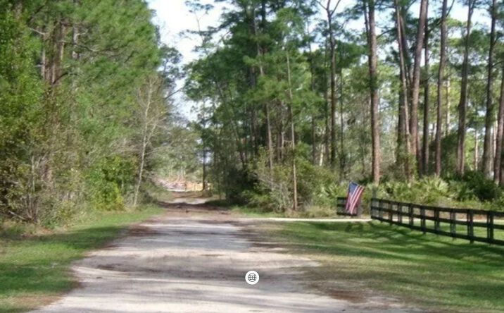 Pictures of Land property located at 917 IRIS AVE SEBRING FL 33875, SEBRING, FL 33875 for sales - image #1