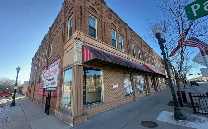 Pictures of Retail property located at 201-207 S Minnesota Avenue, Saint Peter, MN 56082 for sales - image #1