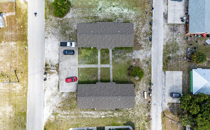 Pictures of Multifamily property located at 1205 Ave K, Fort Pierce, FL 34950 for sales - image #1
