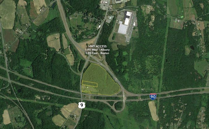 Pictures of Land property located at 640/708 US-9, Schodack Landing, NY 12156 for sales - image #1