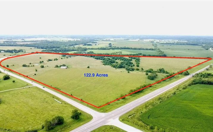 Pictures of Land property located at 122.9 Acres 222nd Street, Tonganoxie, KS 66086 for sales - image #1