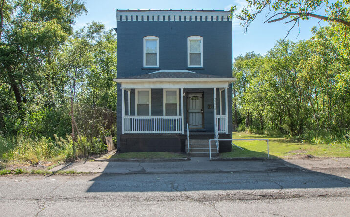 Pictures of Multifamily property located at 2228 Washington Street, Gary, IN 46407 for sales - image #1