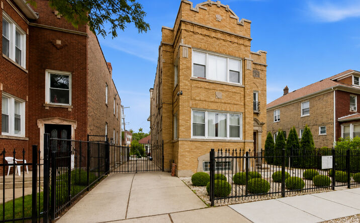Pictures of Multifamily property located at 3128 N Keating Avenue, Chicago, IL 60641 for sales - image #1