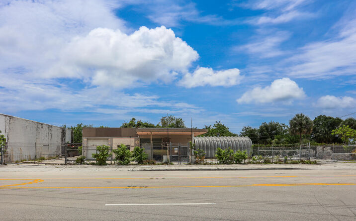 Pictures of Mixed Use, Retail, Office, Industrial, Special Purpose property located at 1620 S Dixie Highway, Pompano Beach, FL 33060 for sales - image #1